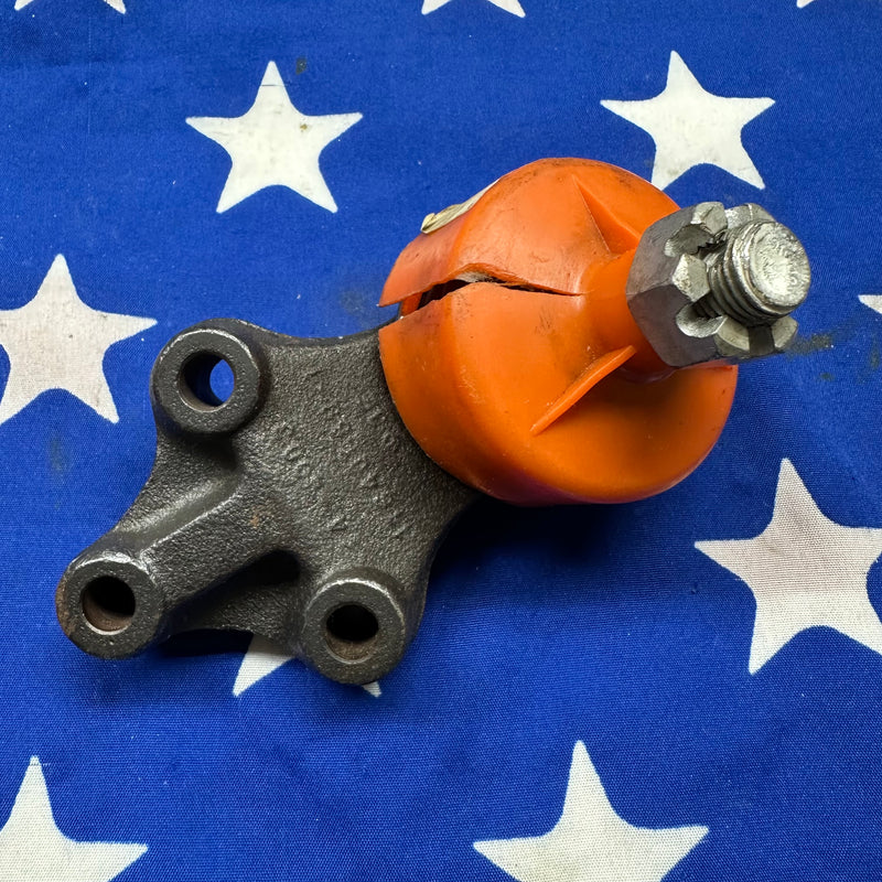 NOS M151A2 Lower Ball Joint Front Suspension