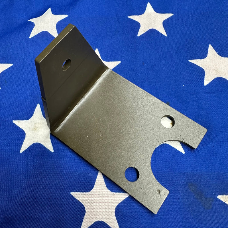 M416 Trailer Blackout Mounting Bracket
