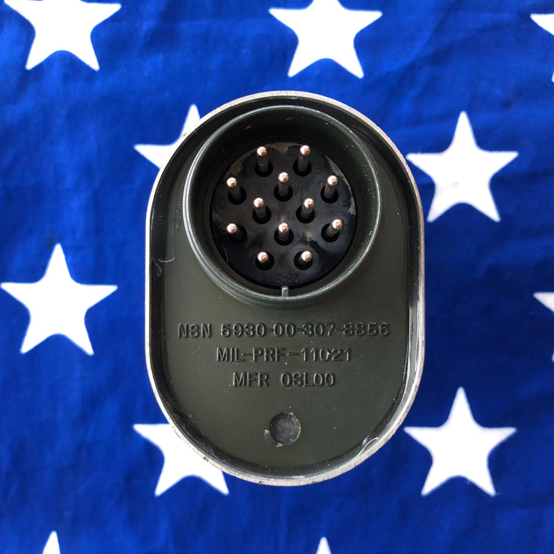 Interrupteur à levier pour phare militaire NOS MS51113-1