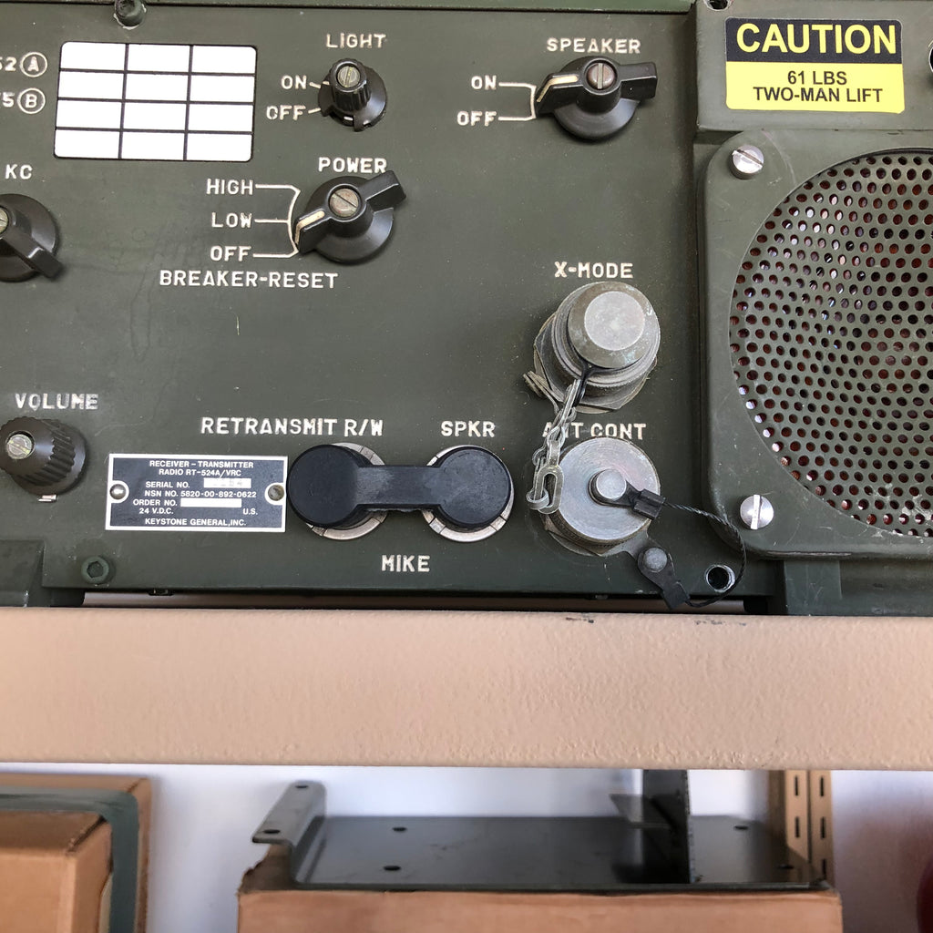 RT-524 RT-246 R-442 VRC NOS Dust Cap M151 Radio System – M151 Parts