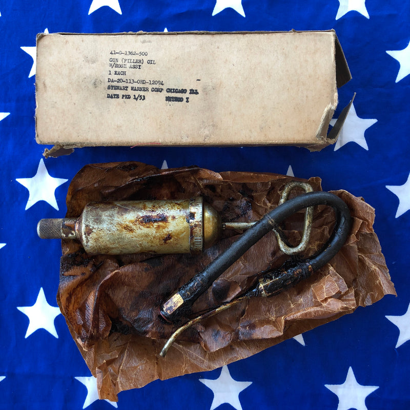 NOS RARE Stewart Warner Mfg 1953 Gun Filler Oil